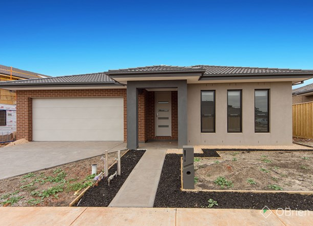 80 Bromley Circuit, Thornhill Park VIC 3335