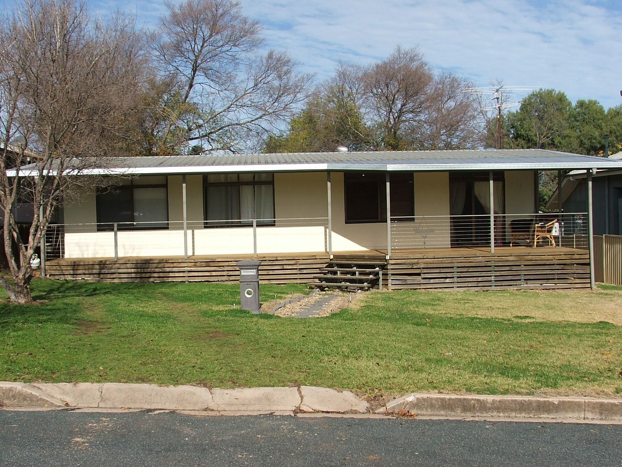 11 Middle Street, Grenfell NSW 2810, Image 0