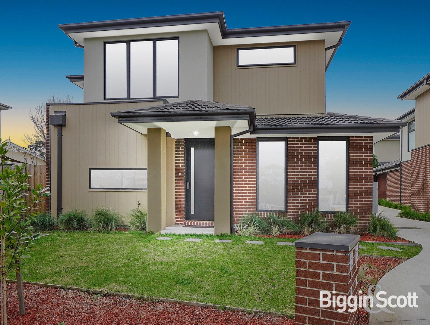 3 bedrooms Townhouse in 1/4 Yileen Court ASHWOOD VIC, 3147
