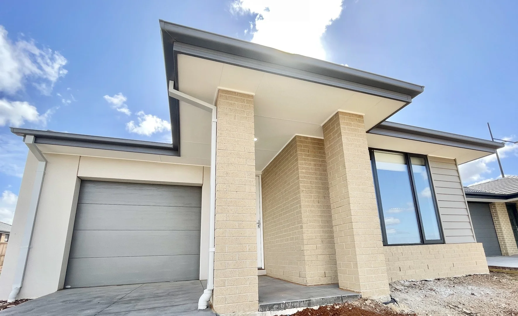 Additional image 2 of 33 Stonneyburn Road, Thornhill Park VIC 3335