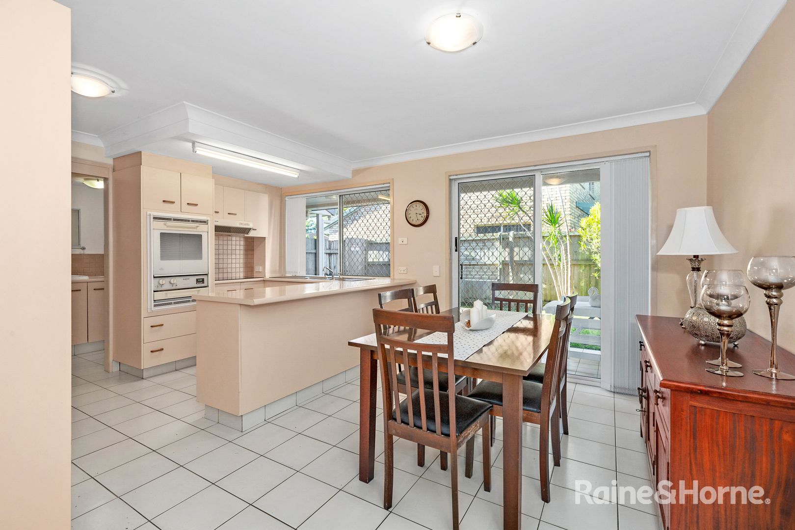 2/3 Mountbatten Court, Pottsville NSW 2489, Image 2