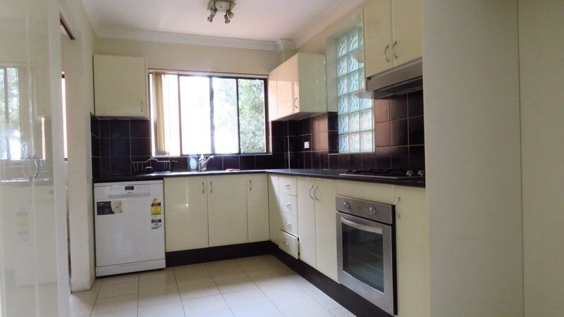 2 bedrooms Apartment / Unit / Flat in 9/49 Bathurst St LIVERPOOL NSW, 2170