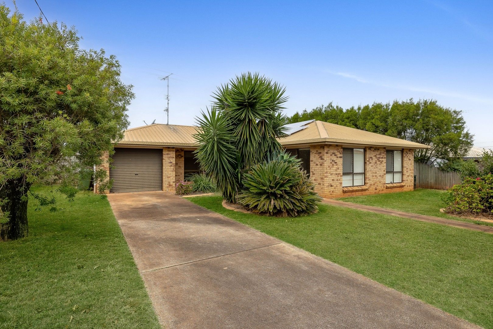 346 Greenwattle Street, Wilsonton Heights QLD 4350, Image 0