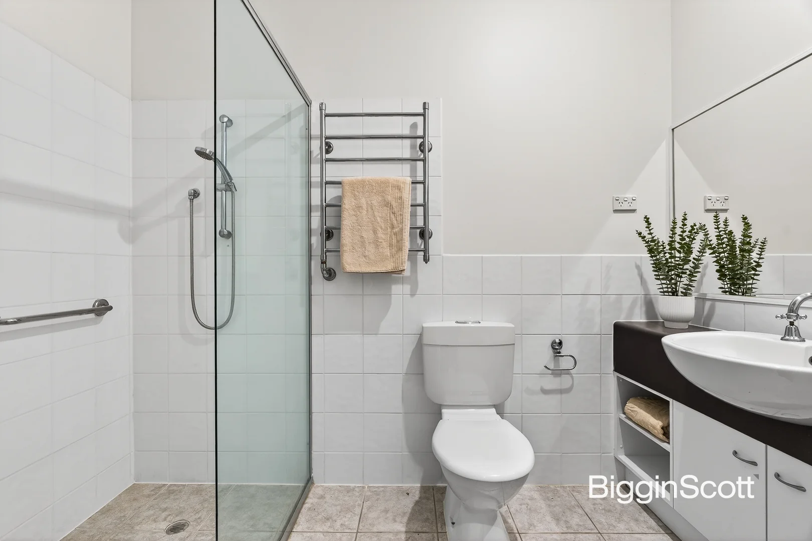 Additional image 7 of 2B Vernal Avenue, Mitcham VIC 3132