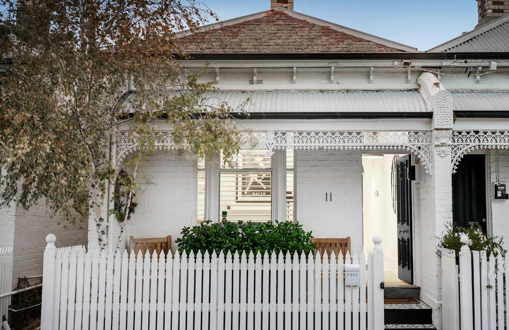 2 bedrooms House in 11 Mell Street TOORAK VIC, 3142