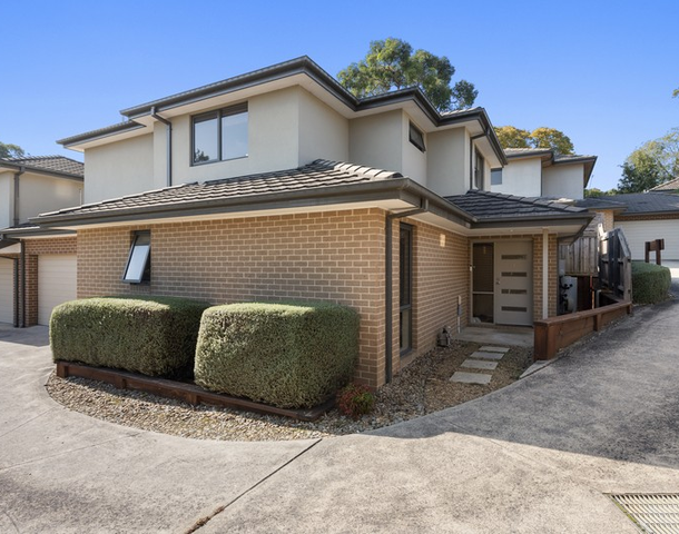 2/12 Berry Road, Bayswater North VIC 3153