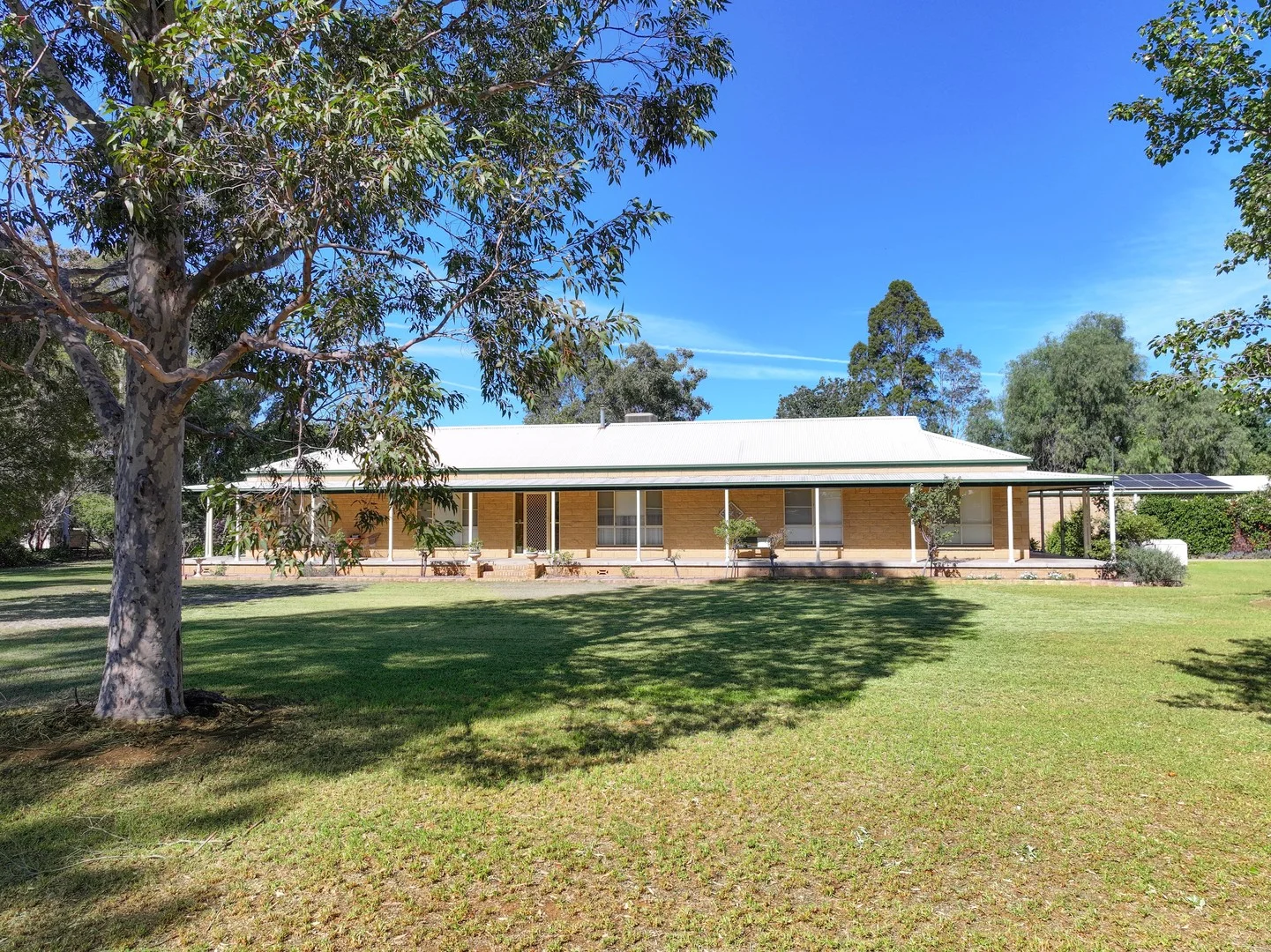 18 South Lead Road, Forbes NSW 2871