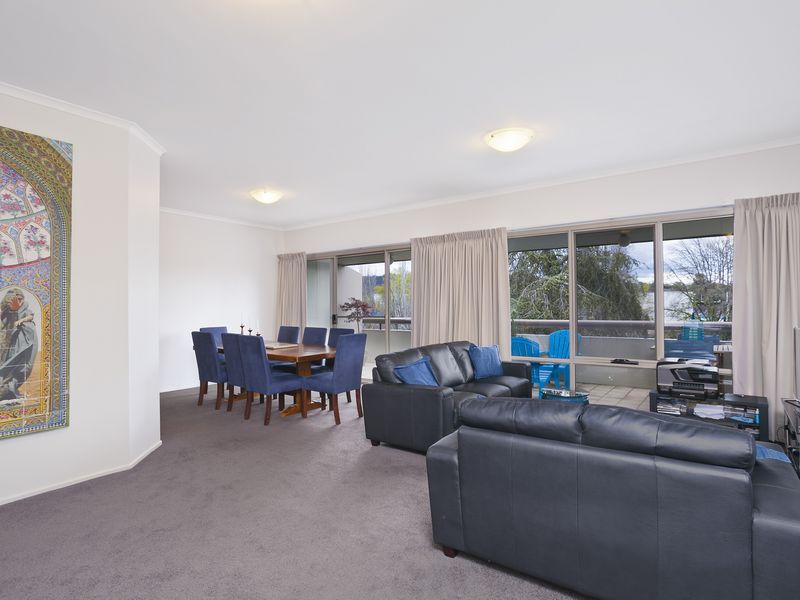 F6/2 Currie Crescent, GRIFFITH ACT 2603, Image 1