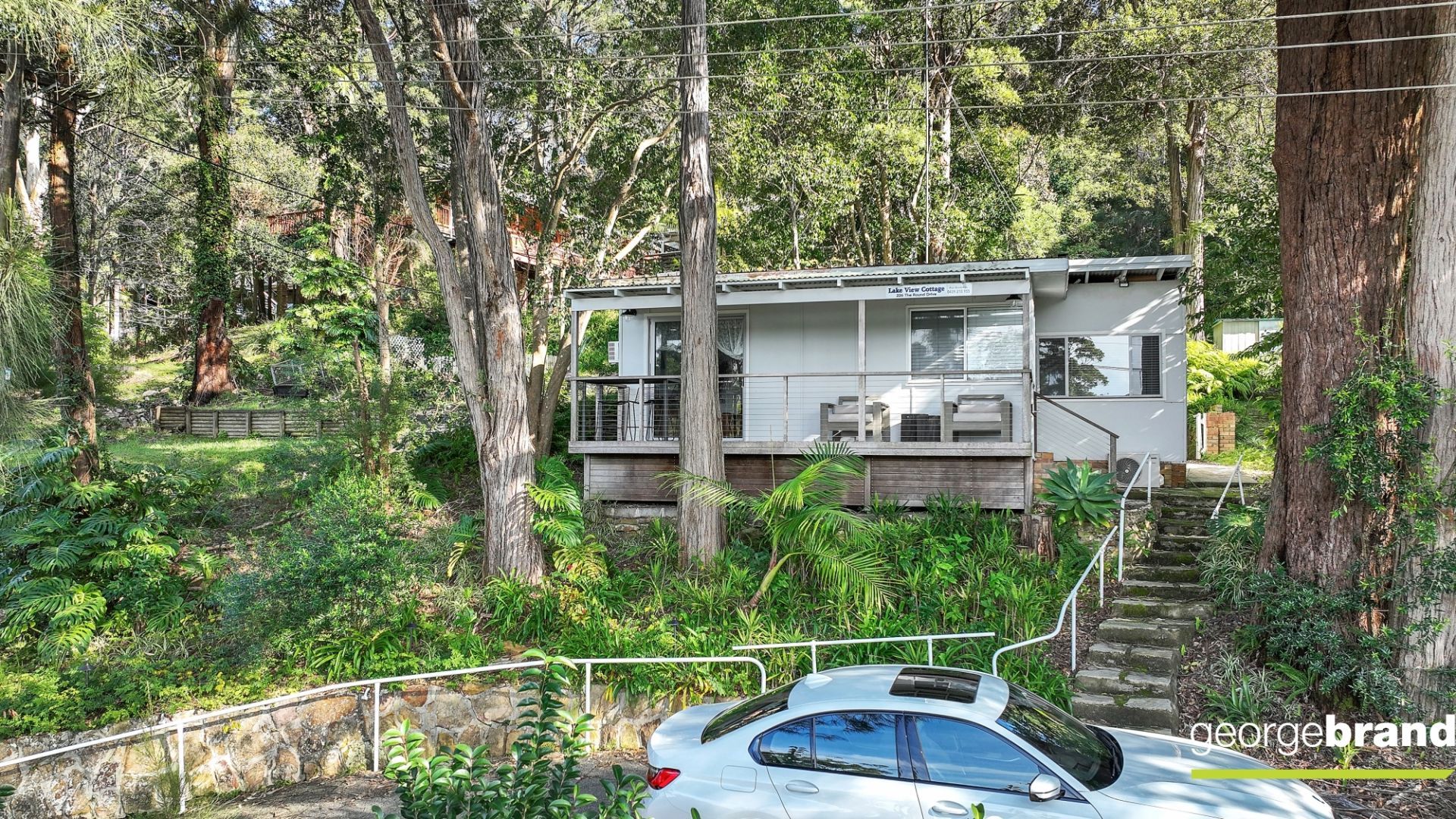 3 bedrooms House in 226 The Round Drive AVOCA BEACH NSW, 2251