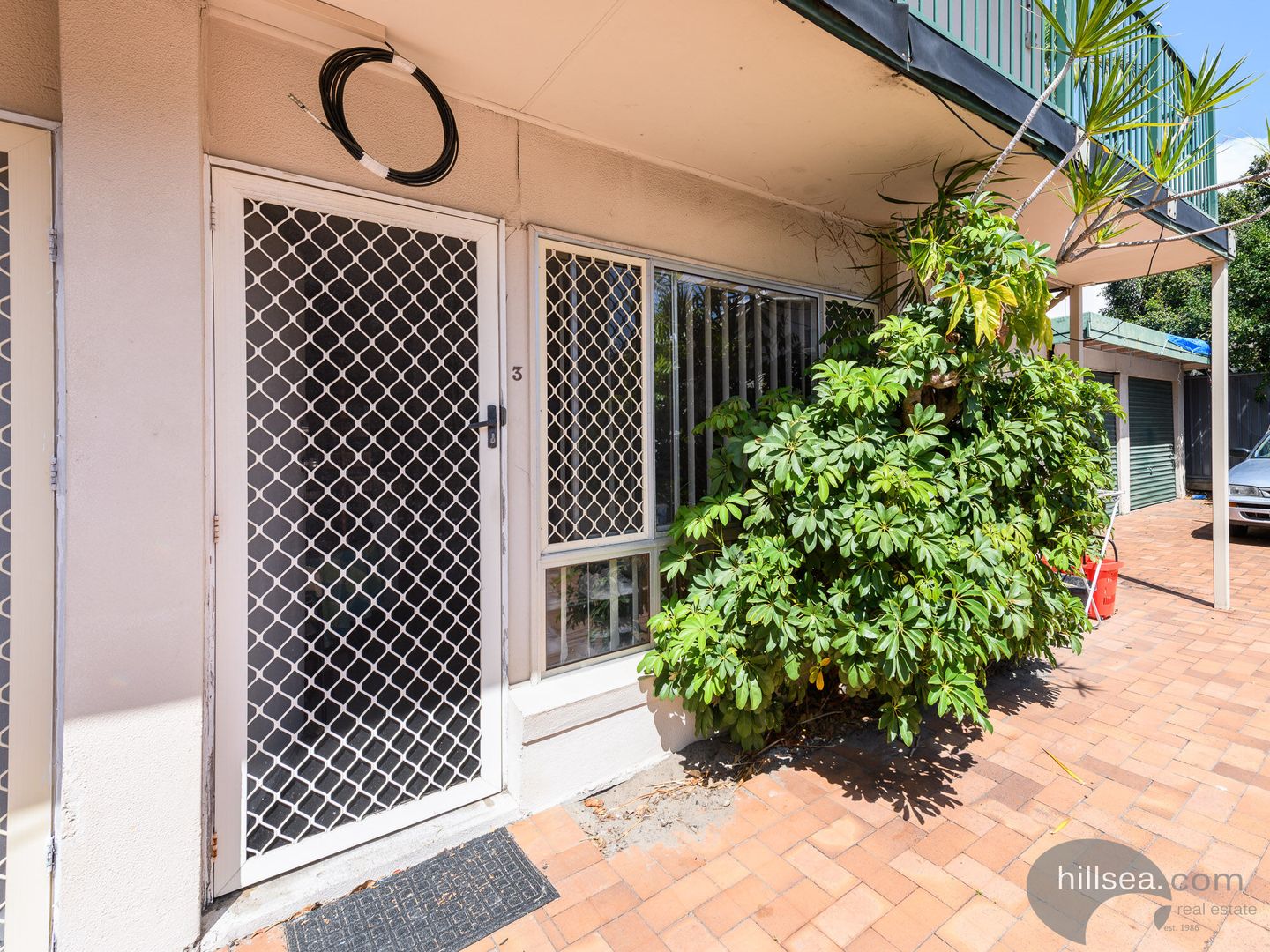 3/24 Darrambal Street, Chevron Island QLD 4217, Image 2