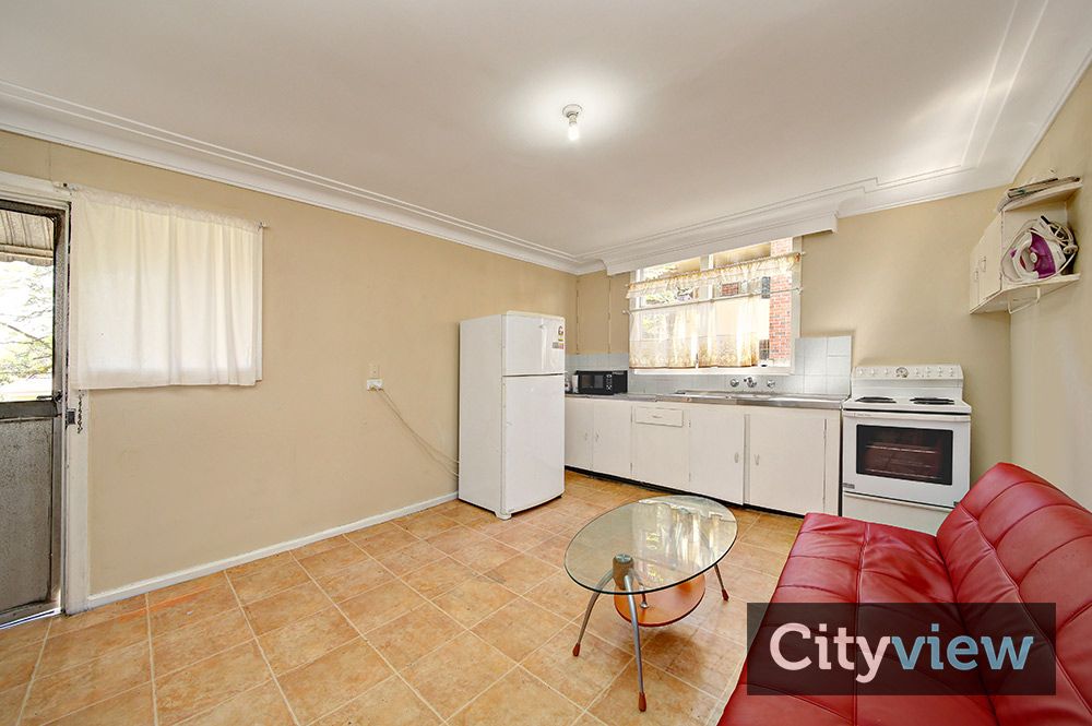 14 Bond Street, Hurstville NSW 2220, Image 2