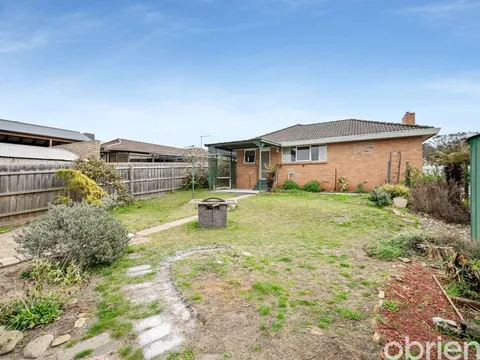 10 Largs Street, Seaford VIC 3198 - House For Rent | Domain