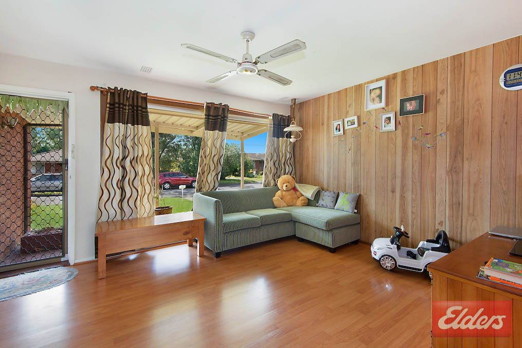 5 Polo Crescent, Girraween NSW 2145, Image 2