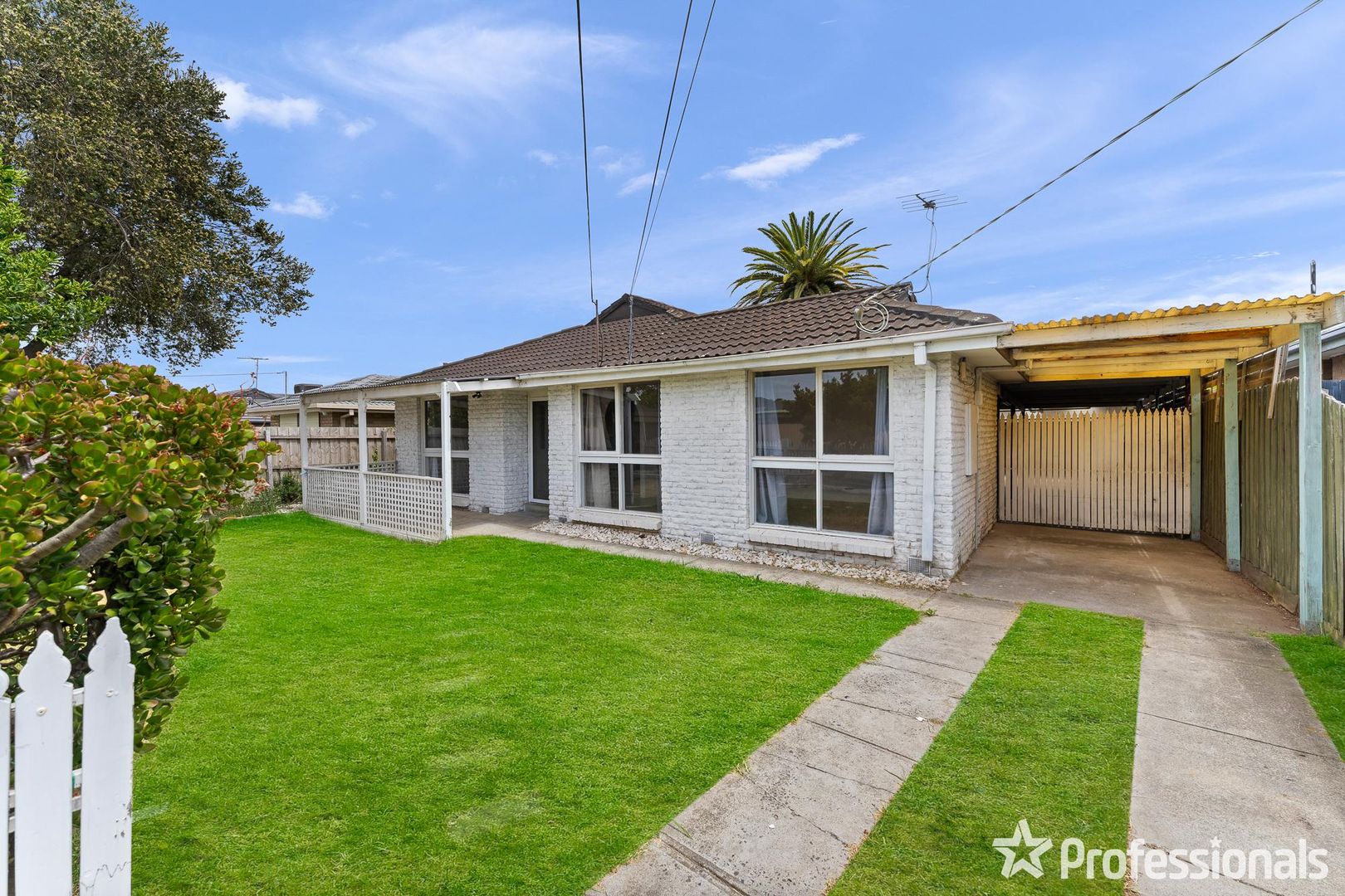 13 Erindale Avenue, Deer Park VIC 3023 House For Rent Domain