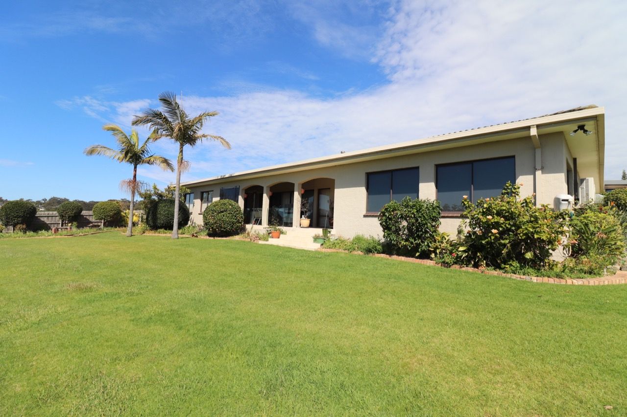 27 Lakeside Drive, Mallacoota VIC 3892, Image 1