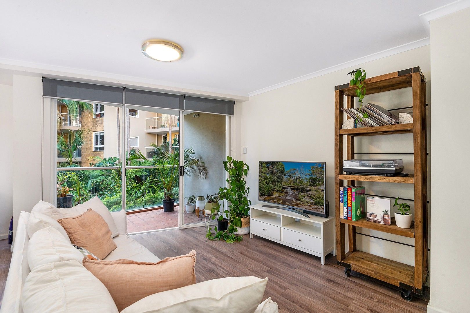 2 bedrooms Apartment / Unit / Flat in 3/10 Bloomfield Street SURRY HILLS NSW, 2010