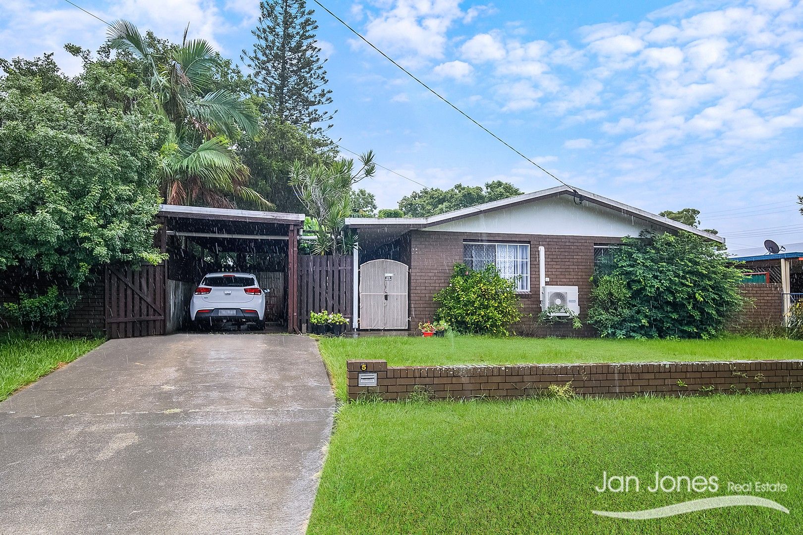 5 Bisschop St, Deception Bay QLD 4508, Image 0