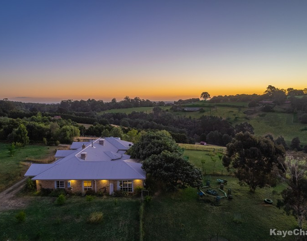 21 Ford Road, Emerald VIC 3782