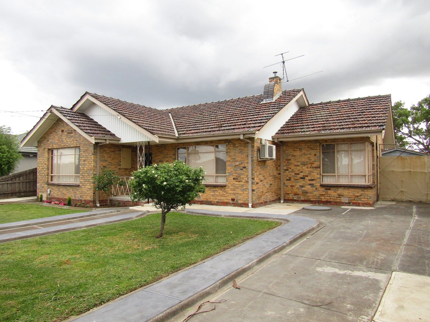 78 Hughes Parade, Reservoir Property History & Address Research Domain
