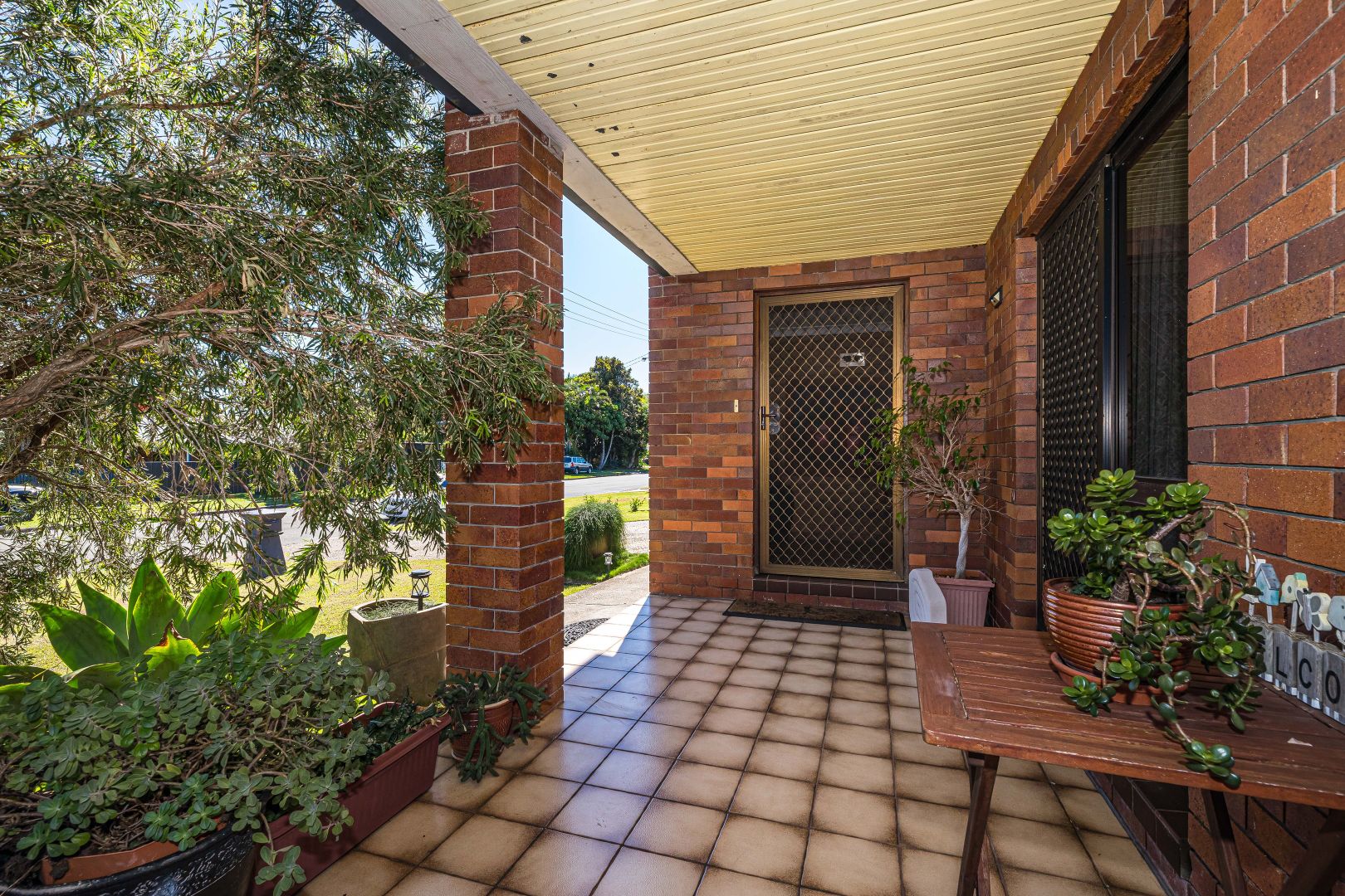 22 Dianthus Avenue, Banksia Beach QLD 4507, Image 2