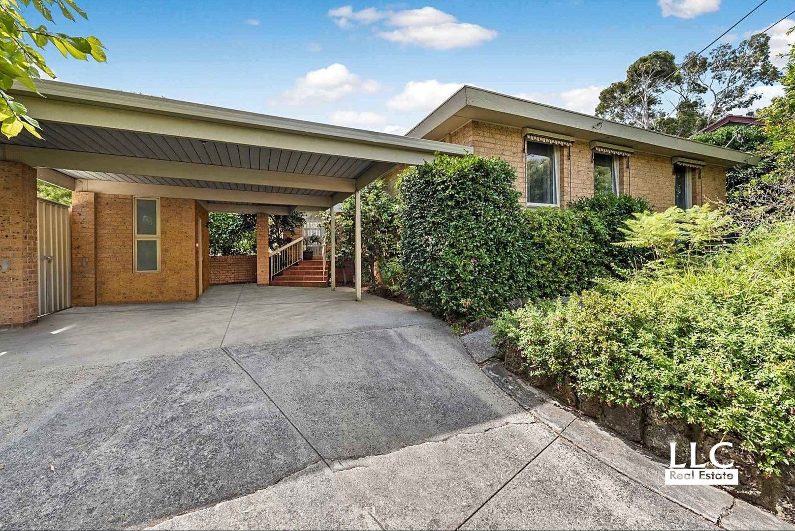 4 Highvale Road, Glen Waverley VIC 3150, Image 0