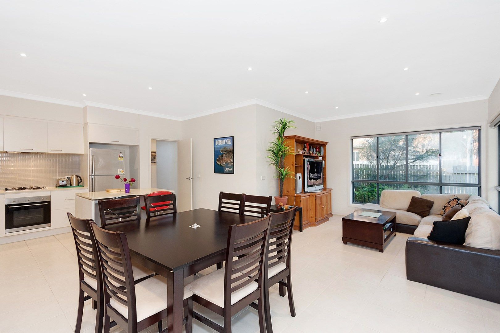 22 Waterlily Drive, Epping VIC 3076, Image 2