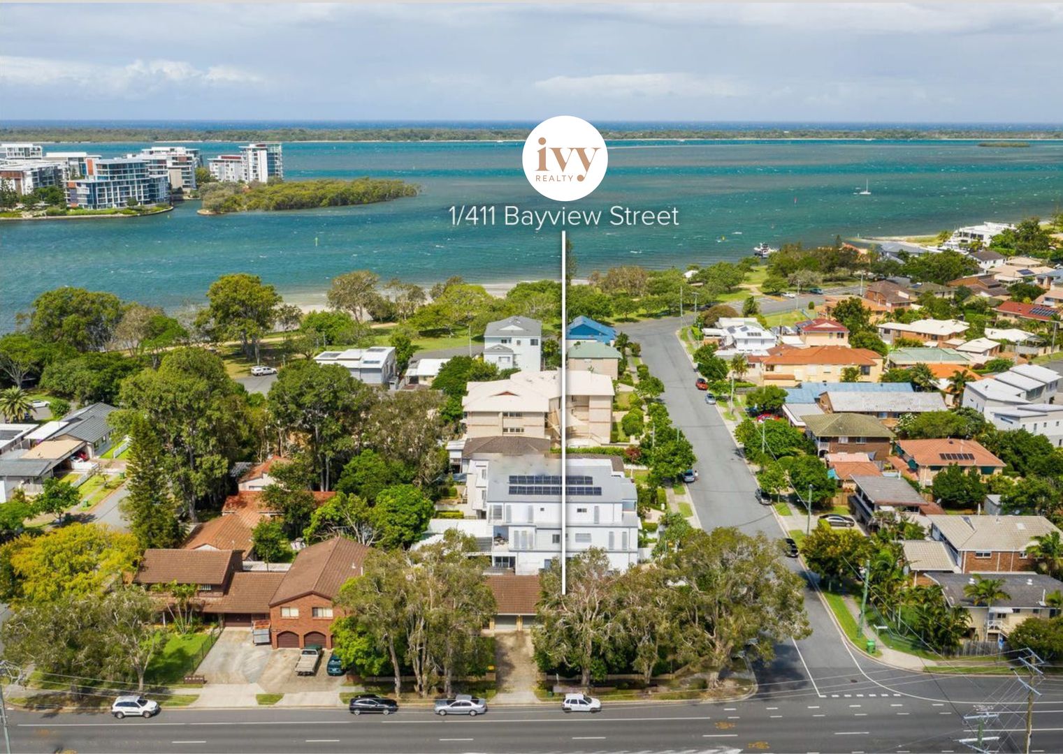 3 bedrooms House in 1/411 Bayview Street PARADISE POINT QLD, 4216