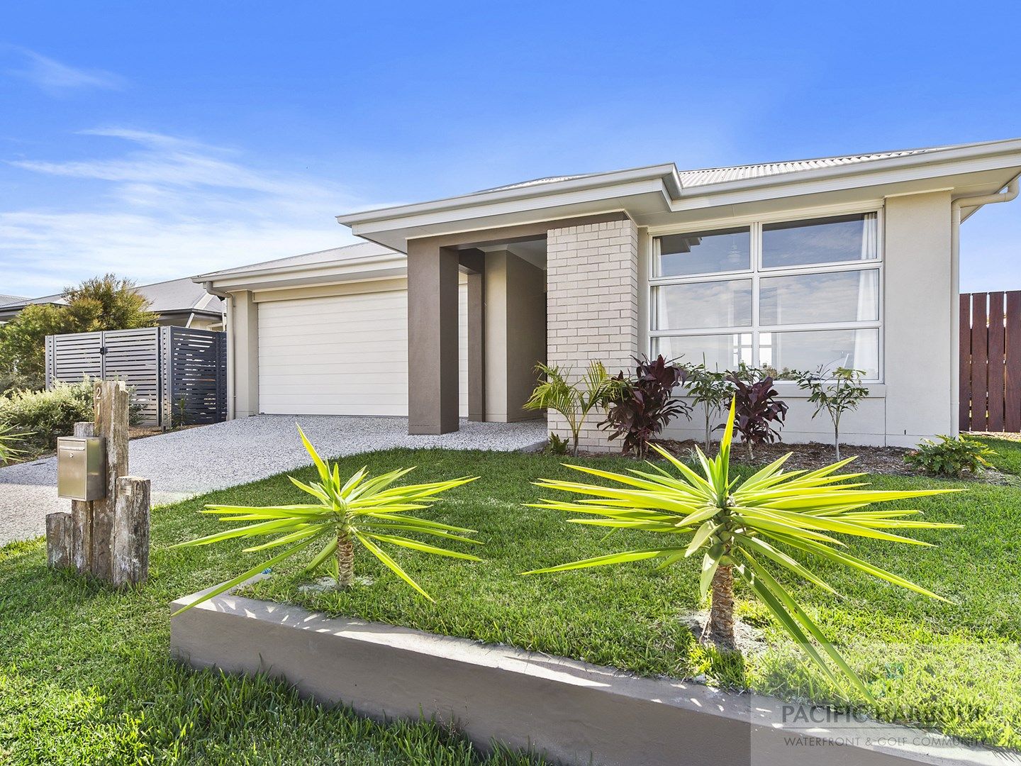 21 Honeymyrtle Street, Banksia Beach QLD 4507