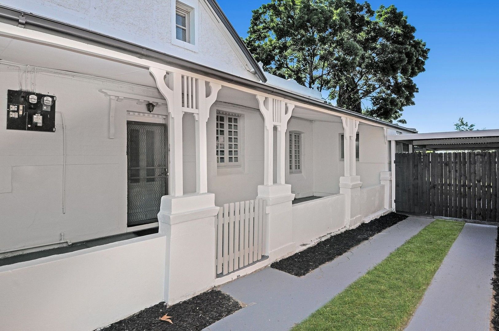 3 bedrooms House in 255 George Street BATHURST NSW, 2795