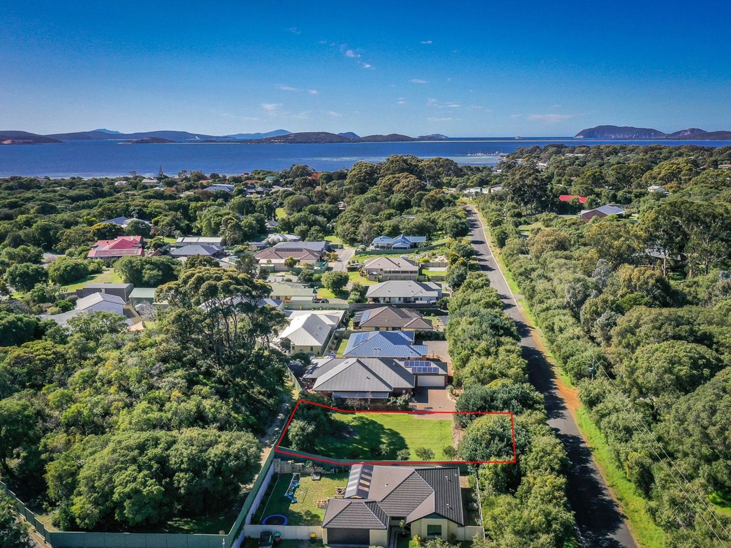 76 Wilson Street, Little Grove WA 6330, Image 0