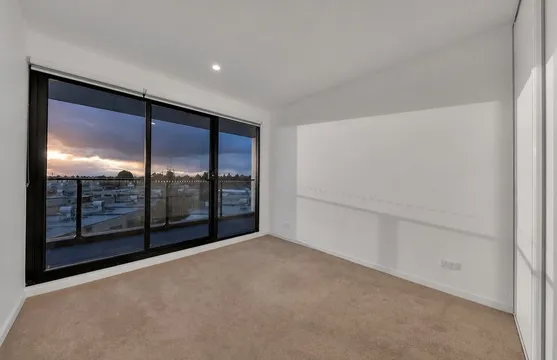 303/173 Caroline Springs Boulevard, Caroline Springs VIC 3023 ...