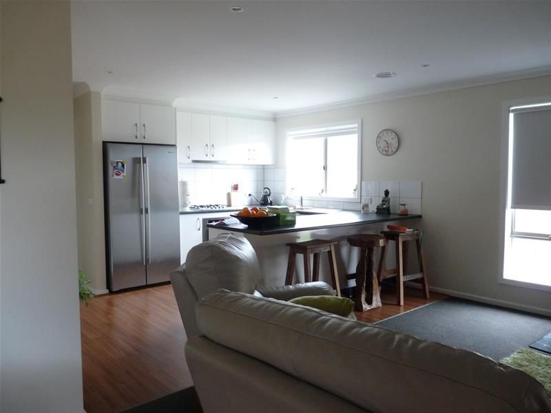 2/95 Gateway Road, Warrnambool Property History & Address Research