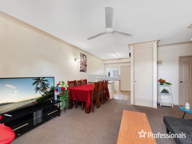 4/362 McCoombe Street, Mooroobool QLD 4870, Image 2