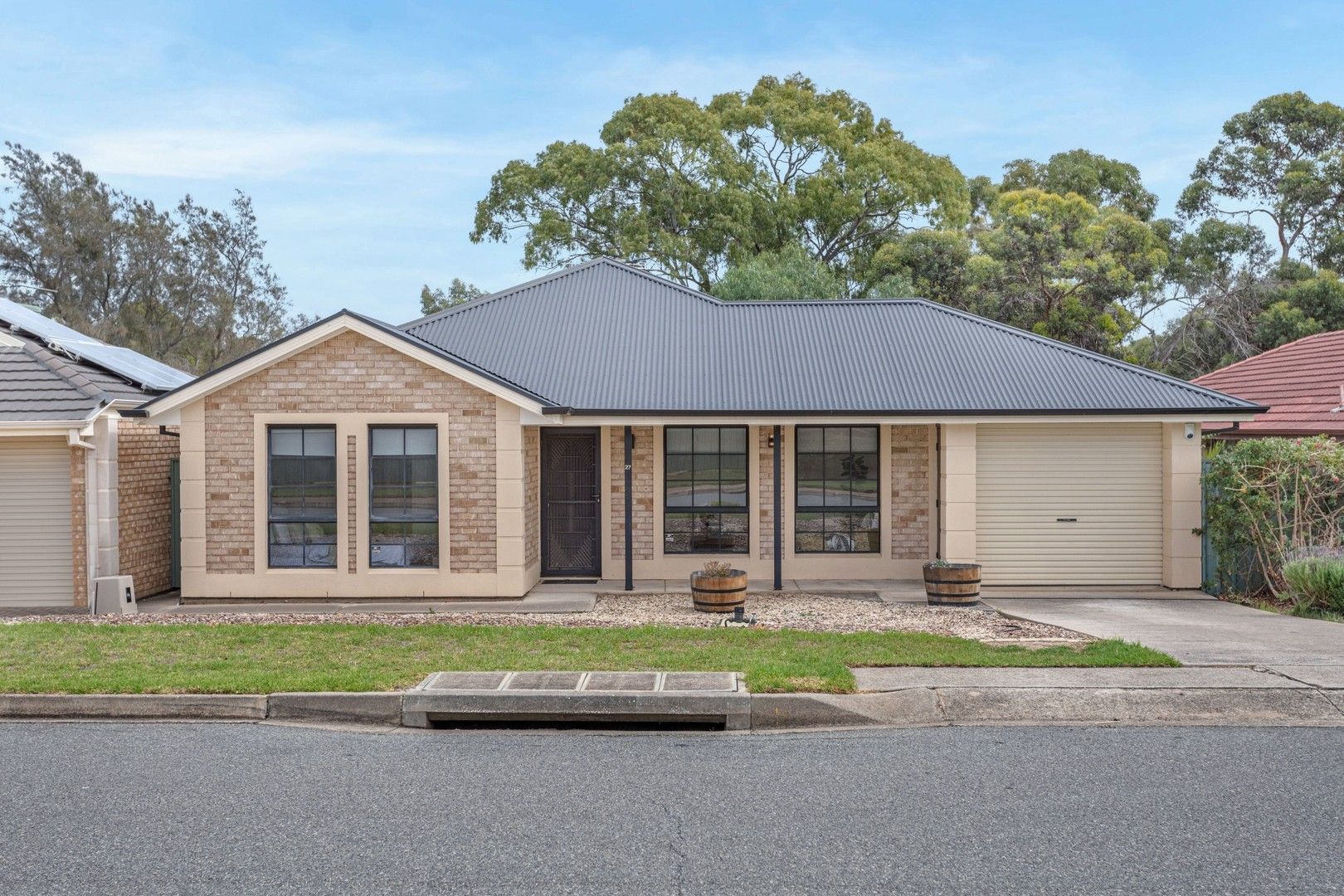 27 Erebus Circuit, Morphett Vale SA 5162, Image 0