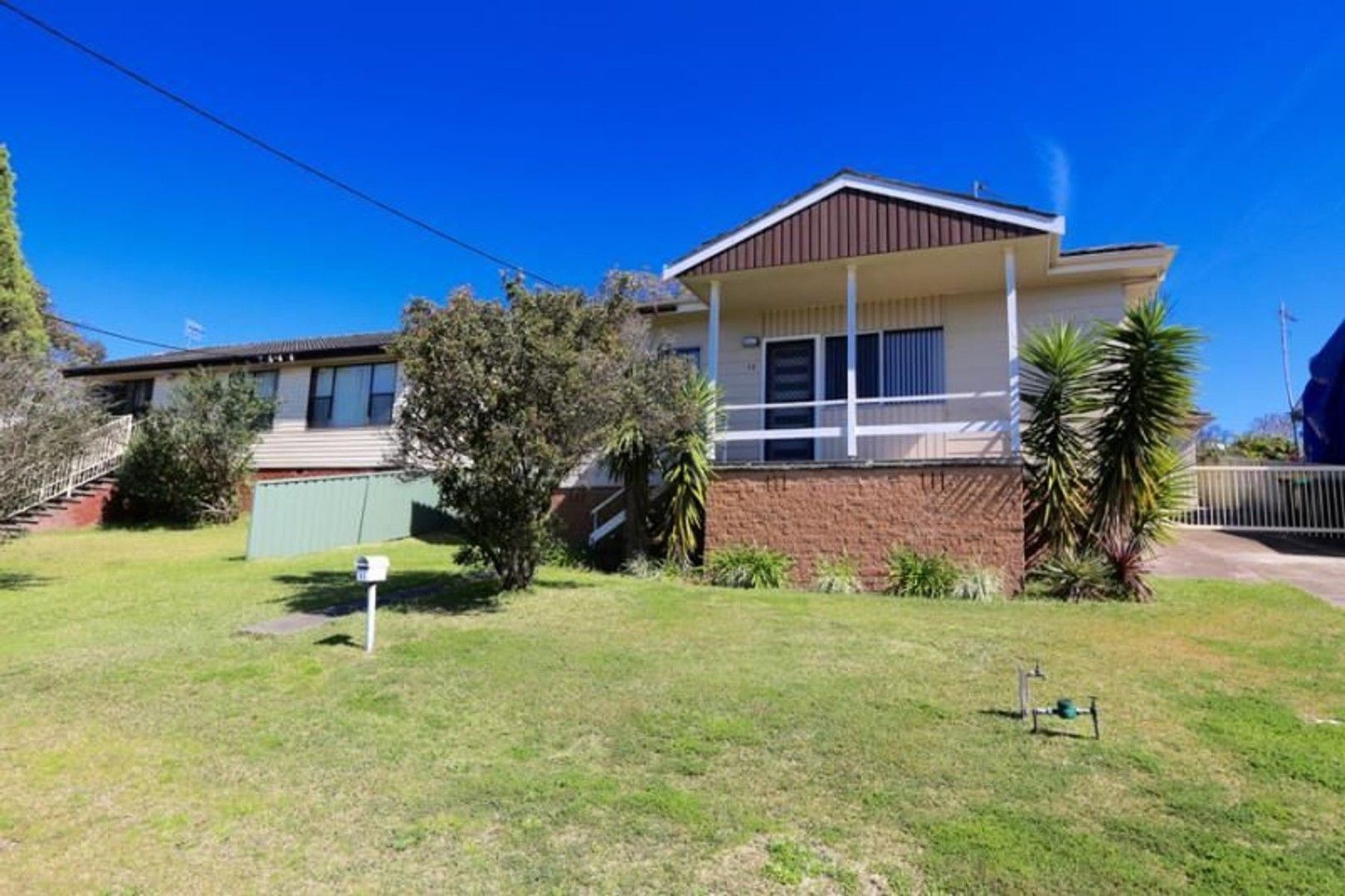 3 bedrooms House in 11 Hope Street BELMONT NORTH NSW, 2280
