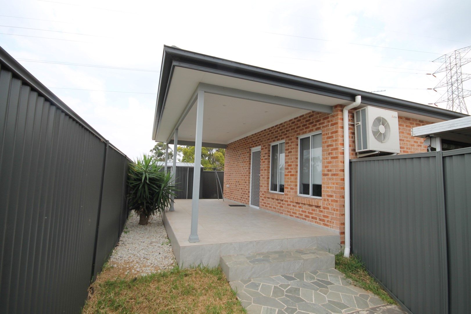 2 bedrooms House in 15A Brolga Crescent GREEN VALLEY NSW, 2168