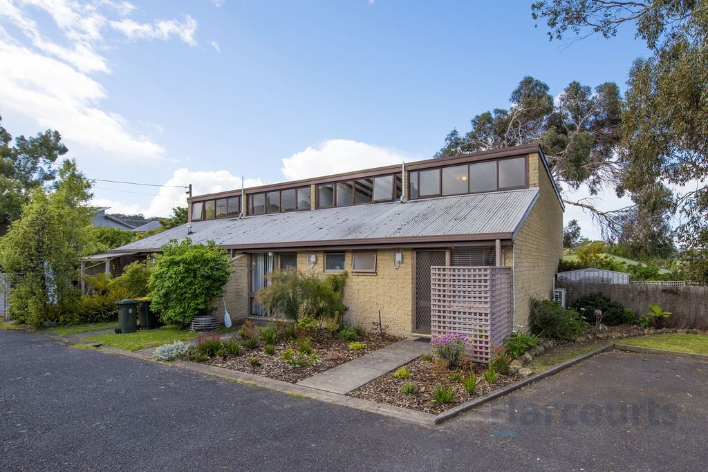 4/15 Hazell Street, Blackmans Bay TAS 7052, Image 2