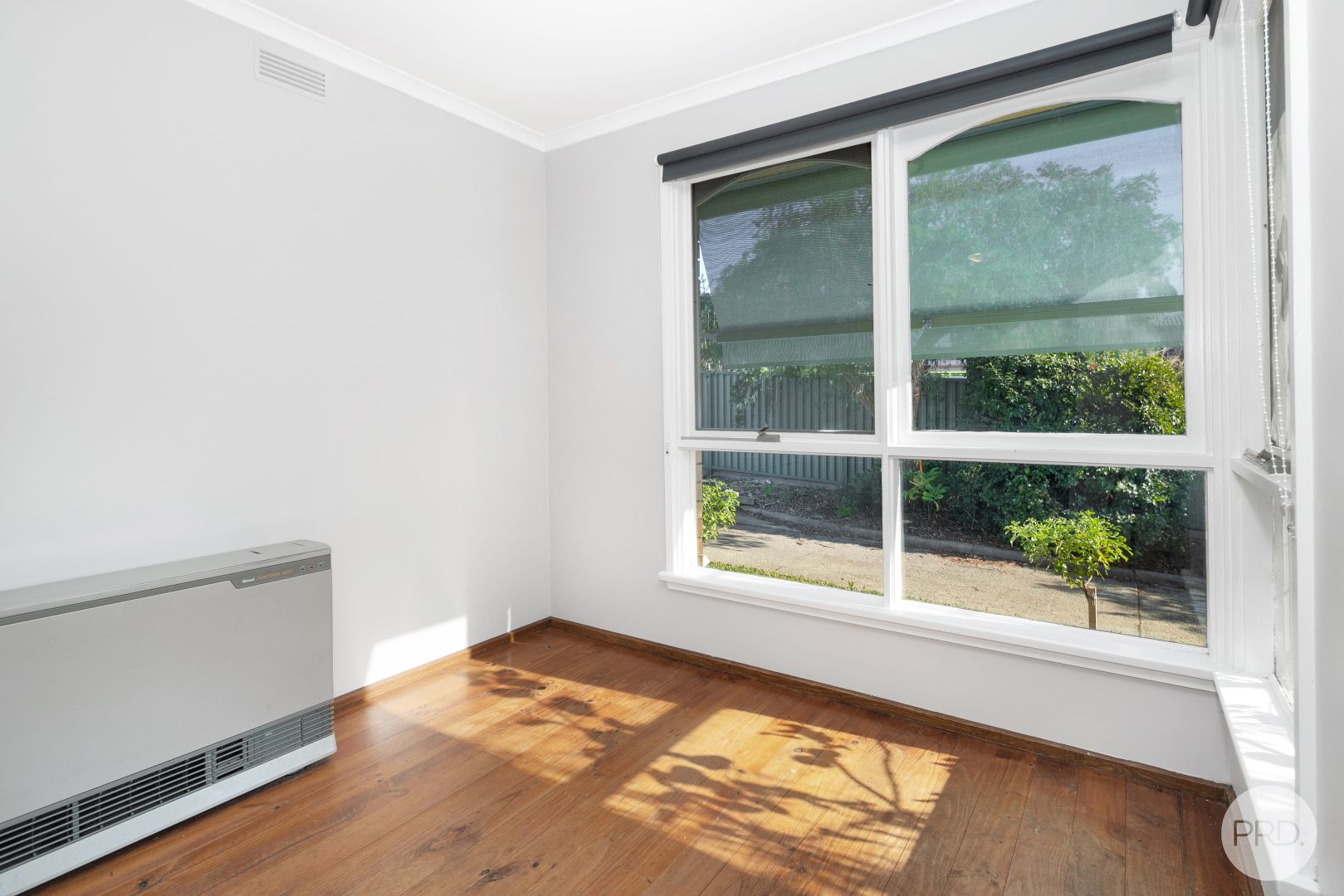 27 Davis Street, Creswick VIC 3363 House For Rent Domain