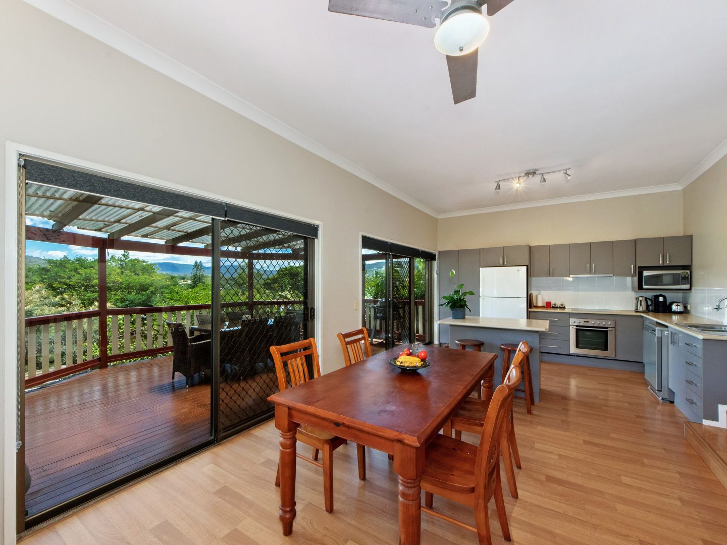 50 Cobai Drive, Mudgeeraba QLD 4213, Image 2