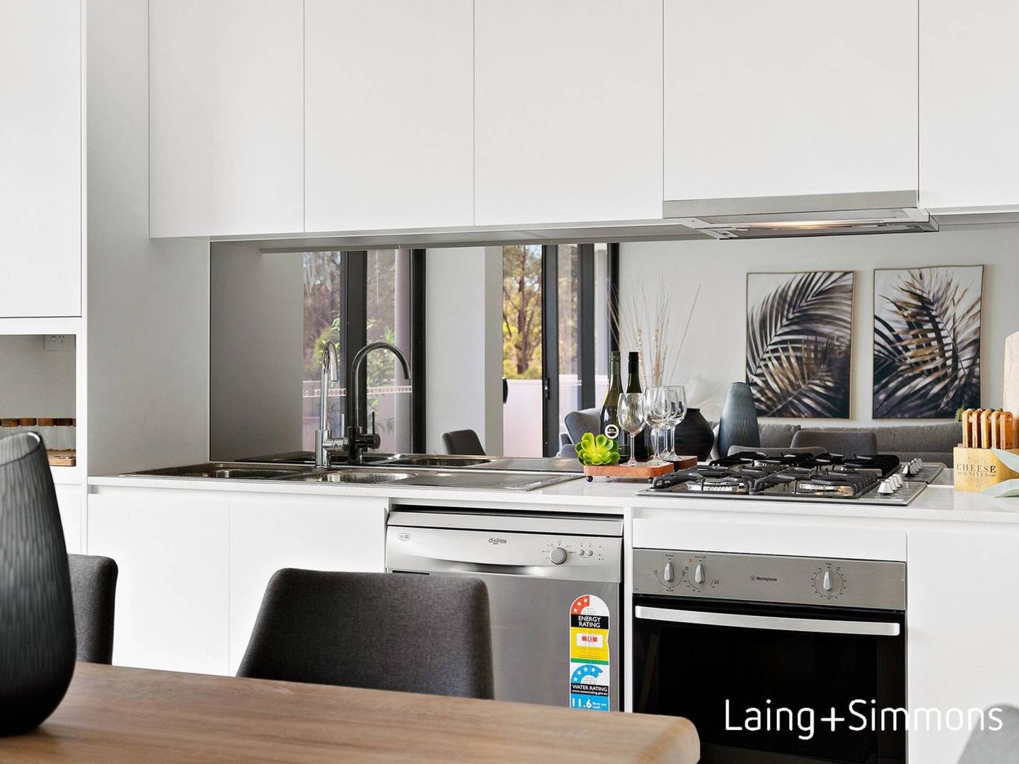 3 4a Seymour Street Ropes Crossing Nsw 2760 Apartment For Rent 390 410 Domain