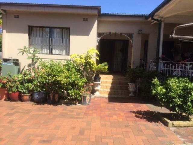 2 bedrooms Semi-Detached in 8A David Street MARRICKVILLE NSW, 2204