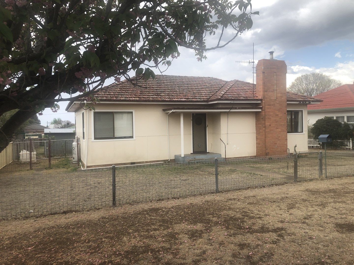 4 Hilton, Glen Innes NSW 2370, Image 0