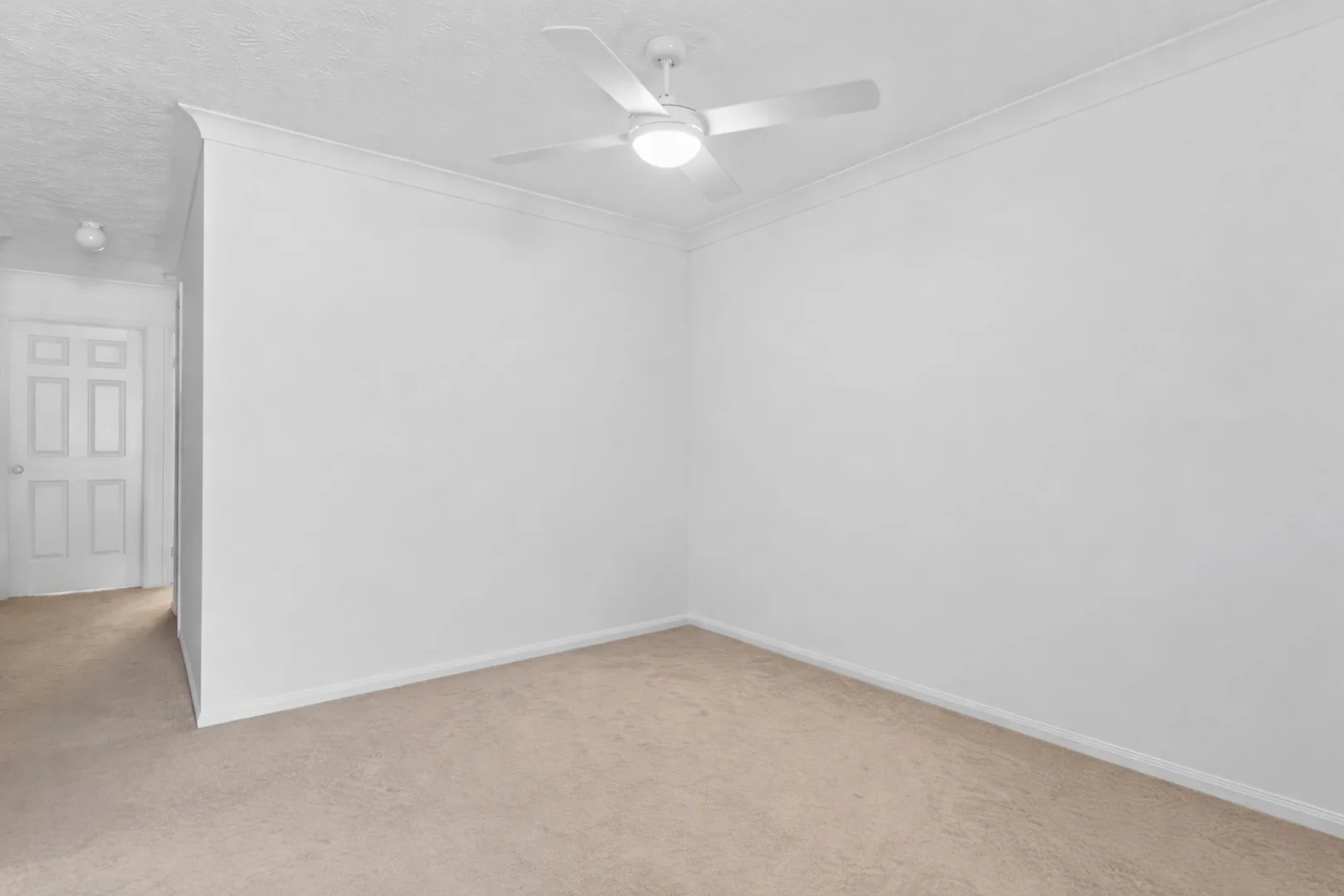 Additional image 7 of 3/1028-1030 Gold Coast Highway, Palm Beach QLD 4221