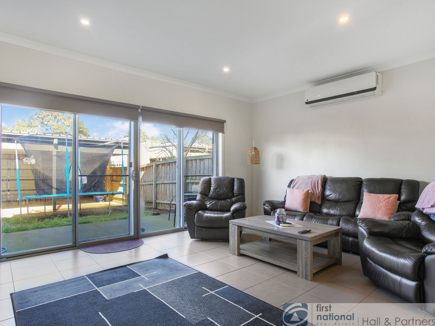 32/2 Sanoma Drive, Skye VIC 3977, Image 2