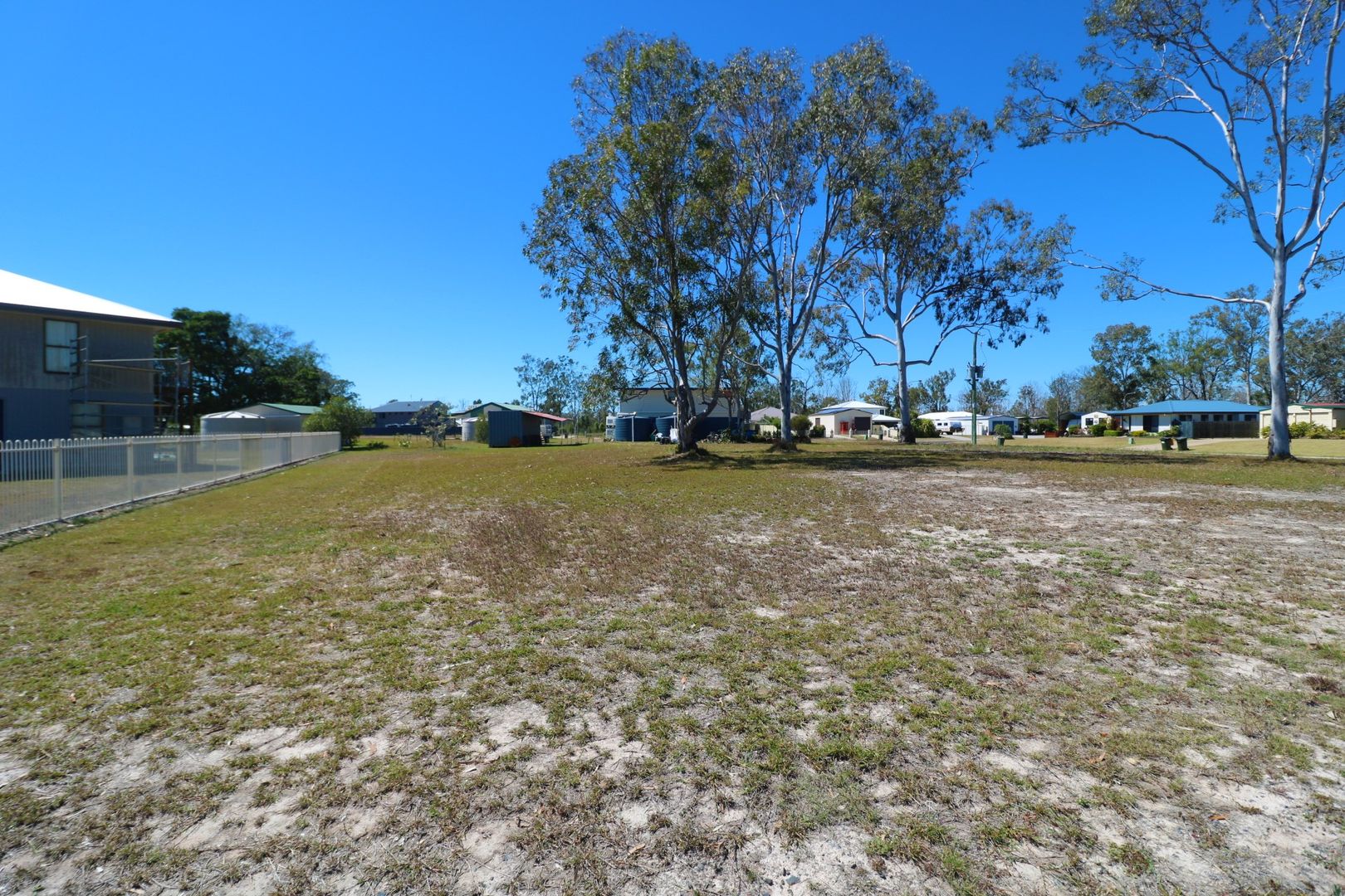 4 Brolga Close, Buxton QLD 4660, Image 1