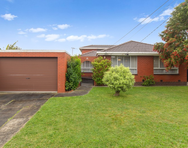 13 Mangana Drive, Mulgrave VIC 3170