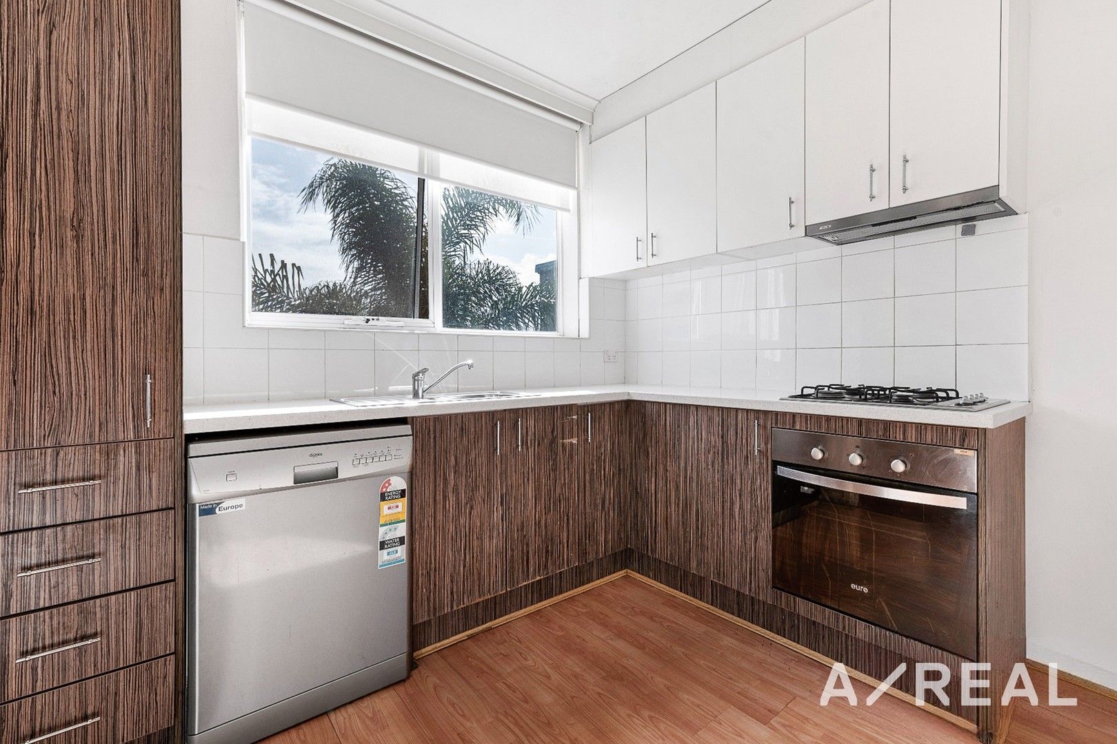 2 bedrooms Apartment / Unit / Flat in 42/168 Power Street HAWTHORN VIC, 3122