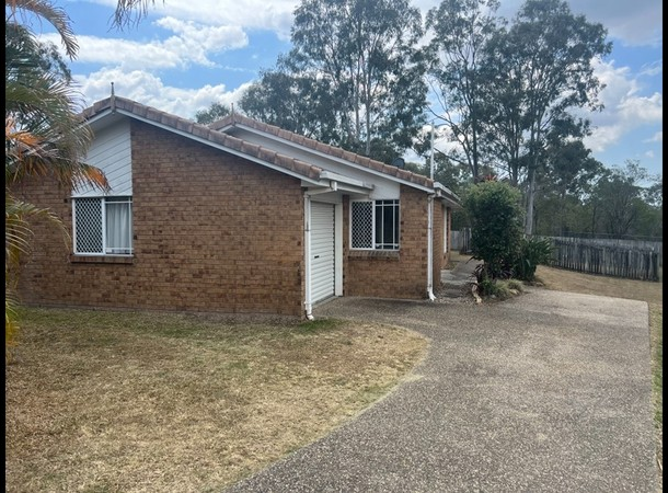 37 Eira Crescent, Edens Landing QLD 4207