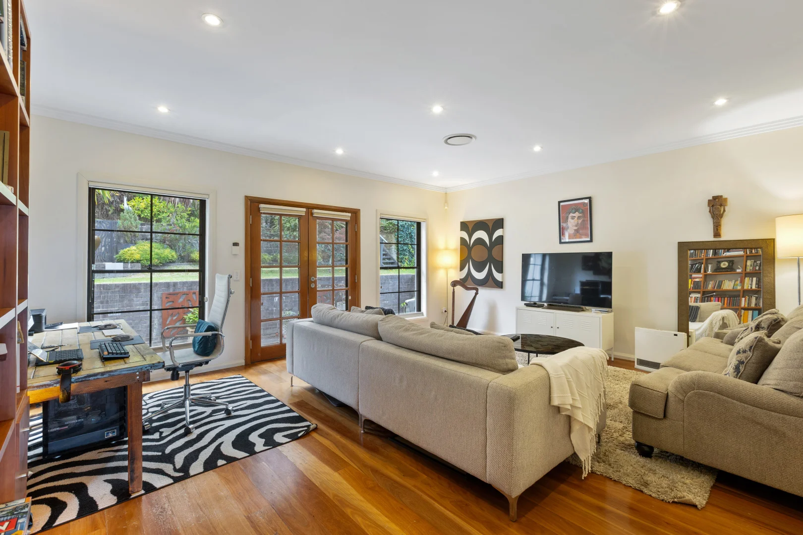 Additional image 6 of 27 Taylor Avenue, Wentworth Falls NSW 2782