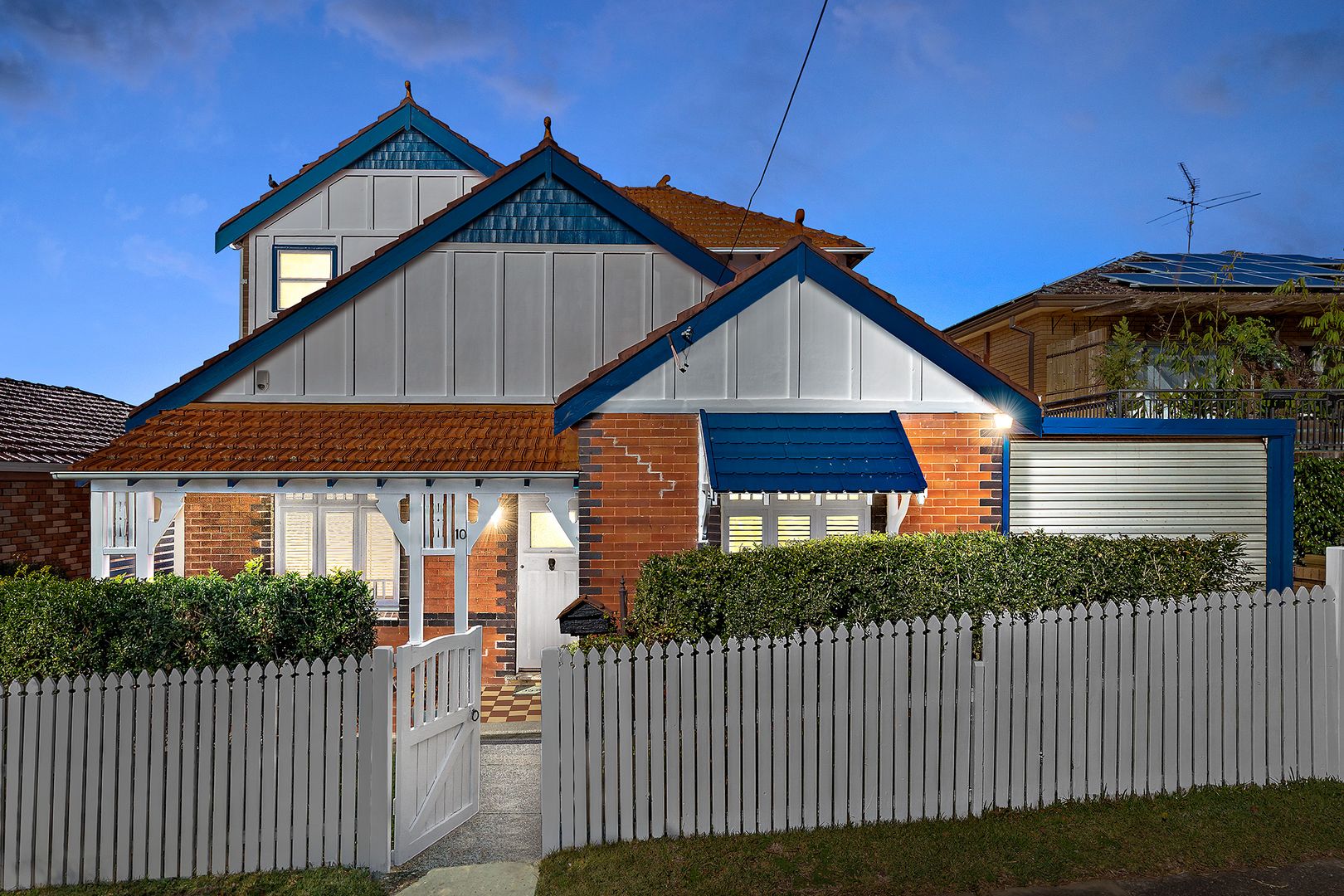 4 bedrooms House in 10 Waratah  Street ARNCLIFFE NSW, 2205